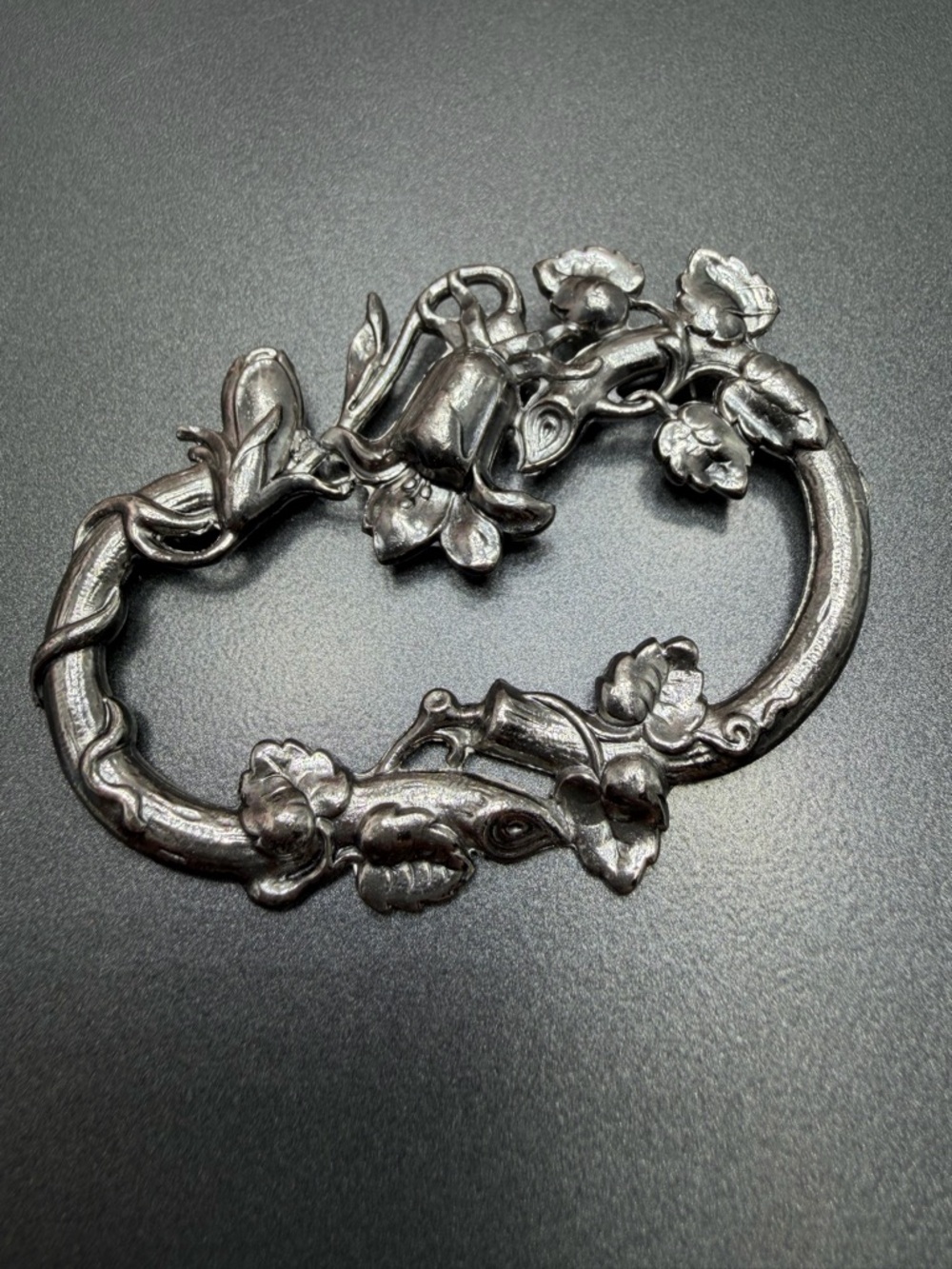 Vintage Art Nouveau Floral Vine Brooch #223UB